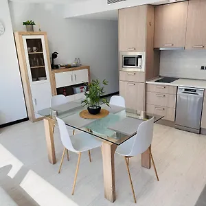Cotur 121 Parking Gratuito Apartamento